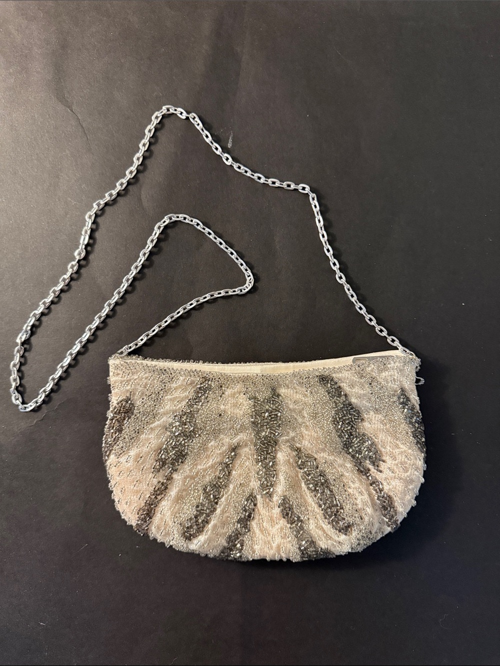 Vintage Fine Arts Bag Silver & Cream Beaded Evening Bag With Silver Chain Strap